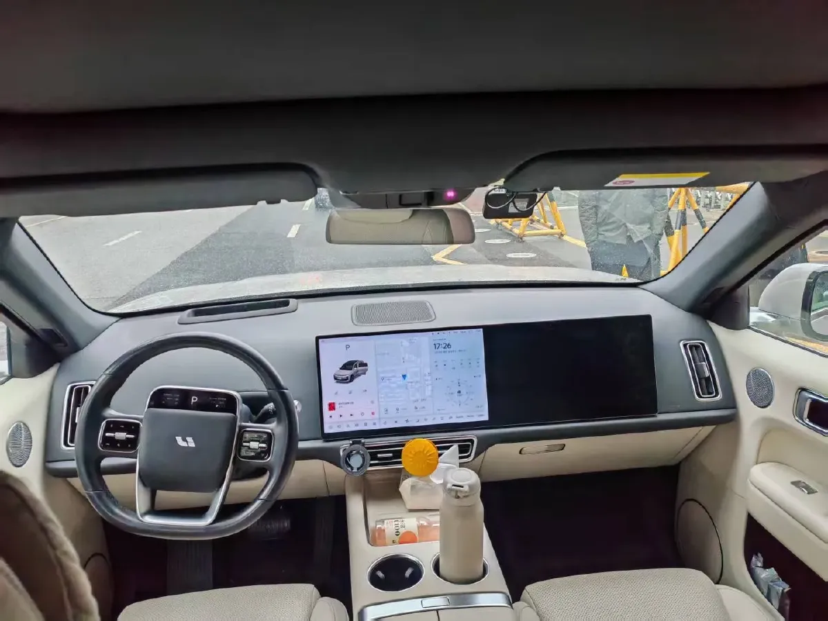 2024 Li L6 Range Extended 154HP L4 REEV 36.8KWH,autocango,china used car exporter,china ev exporter,chinese used car exporter,chinese used ev exporter