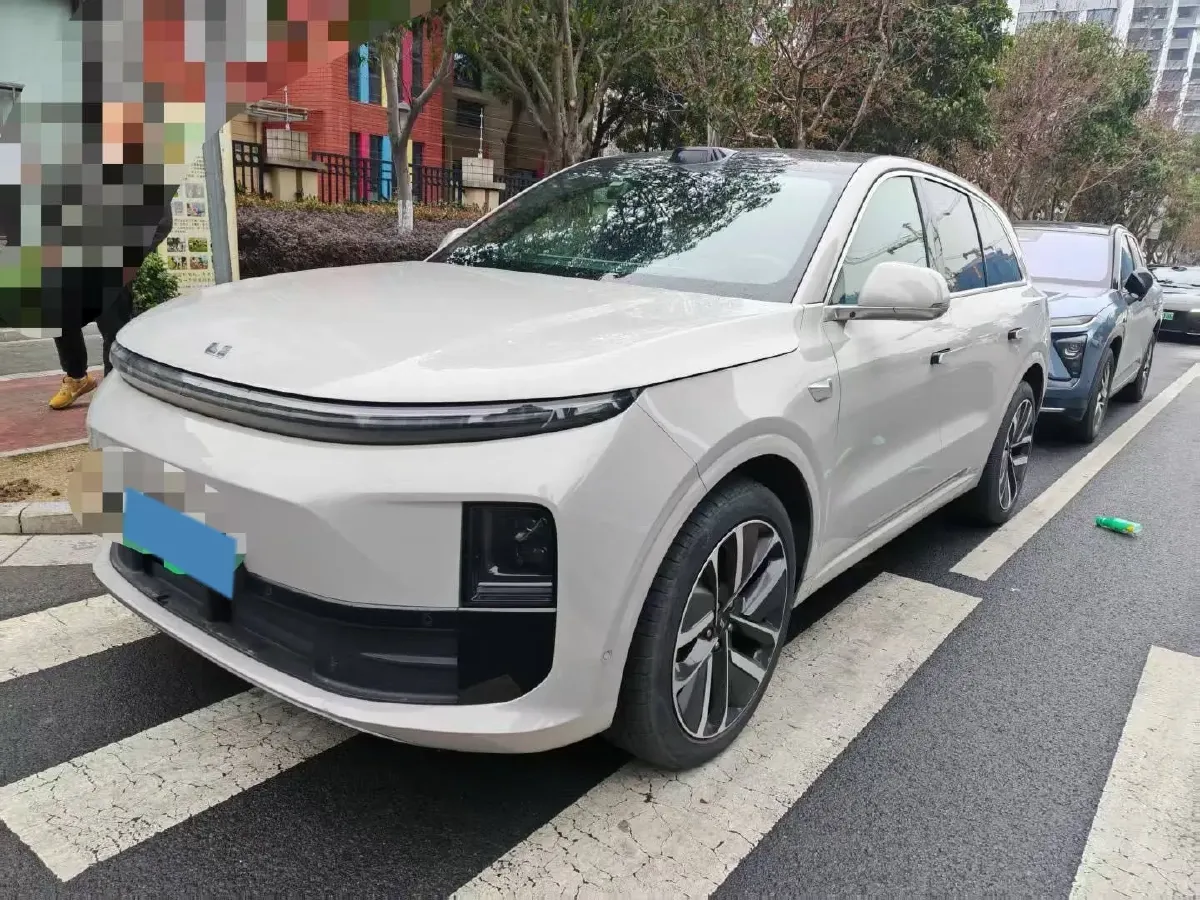 2024 Li L6 Range Extended 154HP L4 REEV 36.8KWH,autocango,china used car exporter,china ev exporter,chinese used car exporter,chinese used ev exporter