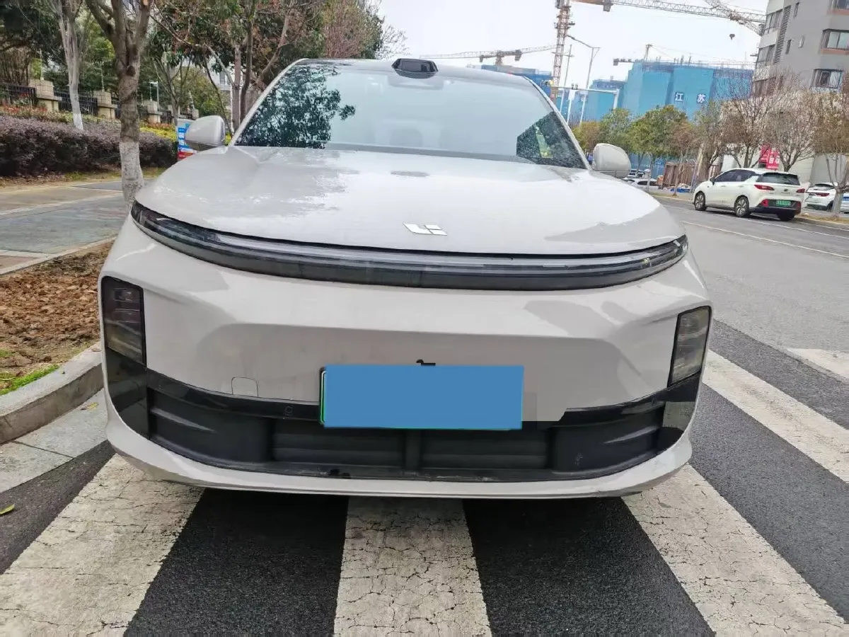 2024 Li L6 Range Extended 154HP L4 REEV 36.8KWH,autocango,china used car exporter,china ev exporter,chinese used car exporter,chinese used ev exporter