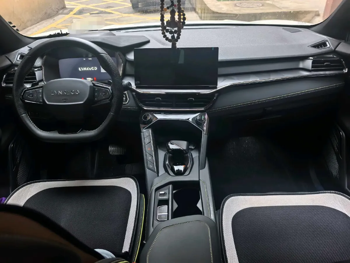 2023 LYNK&CO 06 1.5T 181HP L4 7DCT,autocango,china used car exporter,china ev exporter,chinese used car exporter,chinese used ev exporter