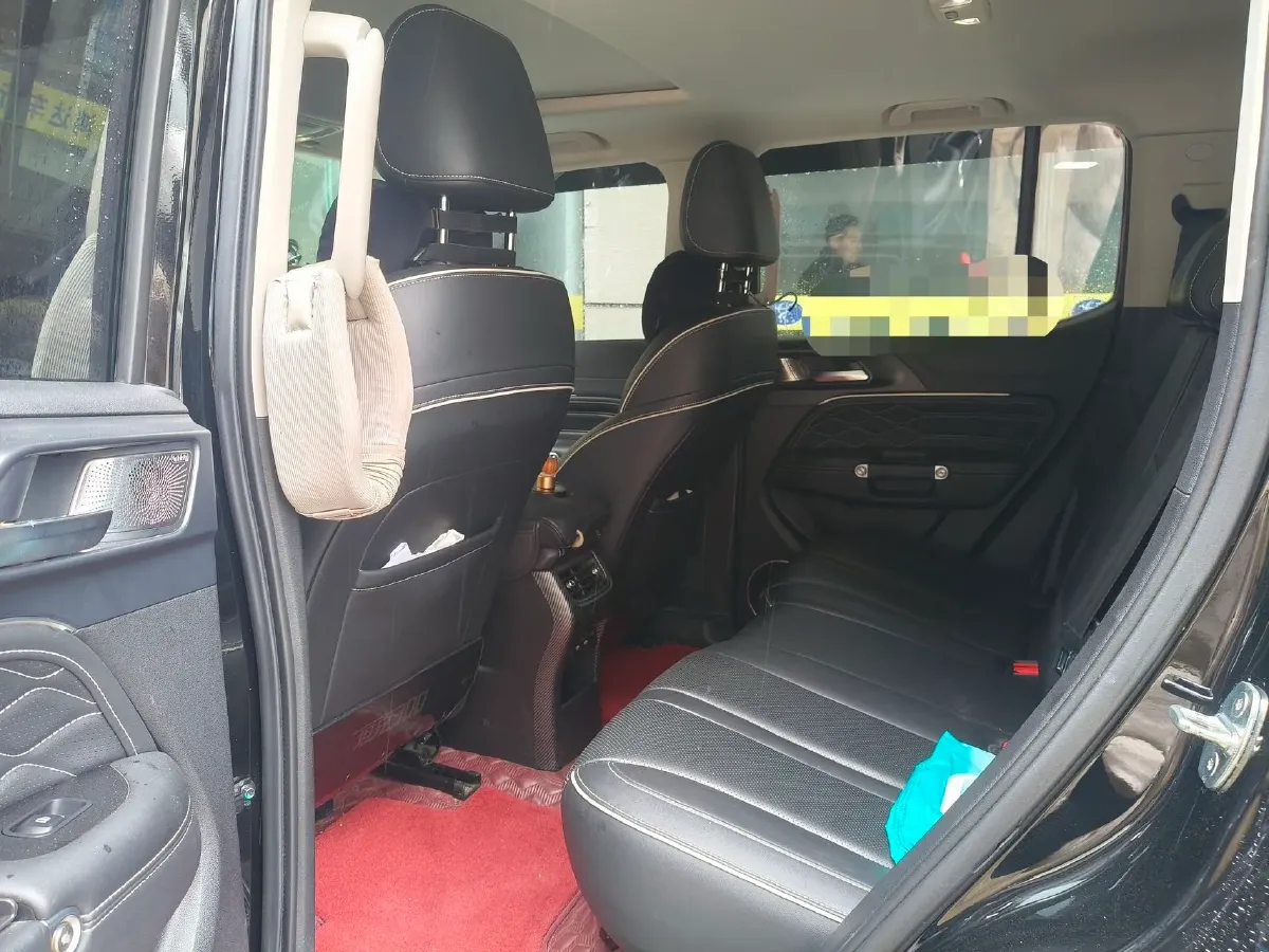 2024 Tank 300 2.0T 227HP L4 8AT,autocango,china used car exporter,china ev exporter,chinese used car exporter,chinese used ev exporter