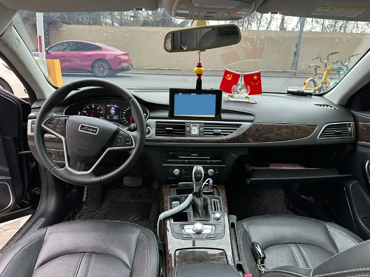 2016 Zotye Z700 1.8T 177HP L4 6DCT,autocango,china used car exporter,china ev exporter,chinese used car exporter,chinese used ev exporter