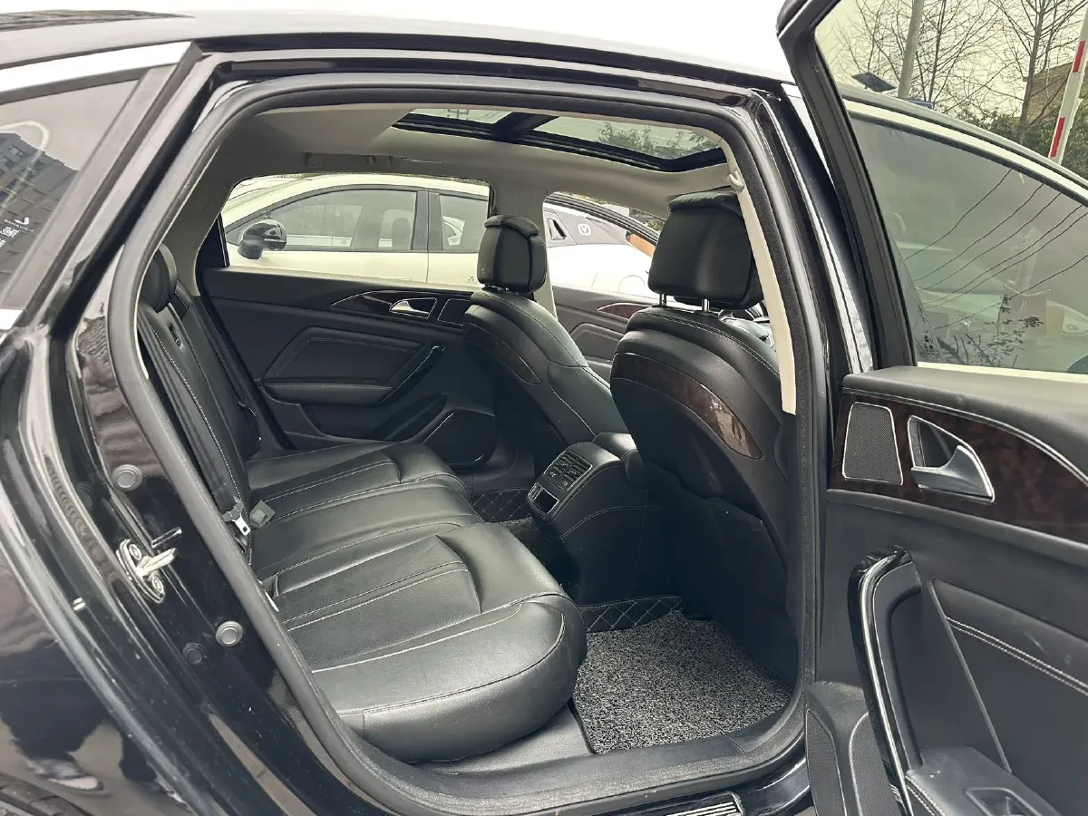 2016 Zotye Z700 1.8T 177HP L4 6DCT,autocango,china used car exporter,china ev exporter,chinese used car exporter,chinese used ev exporter