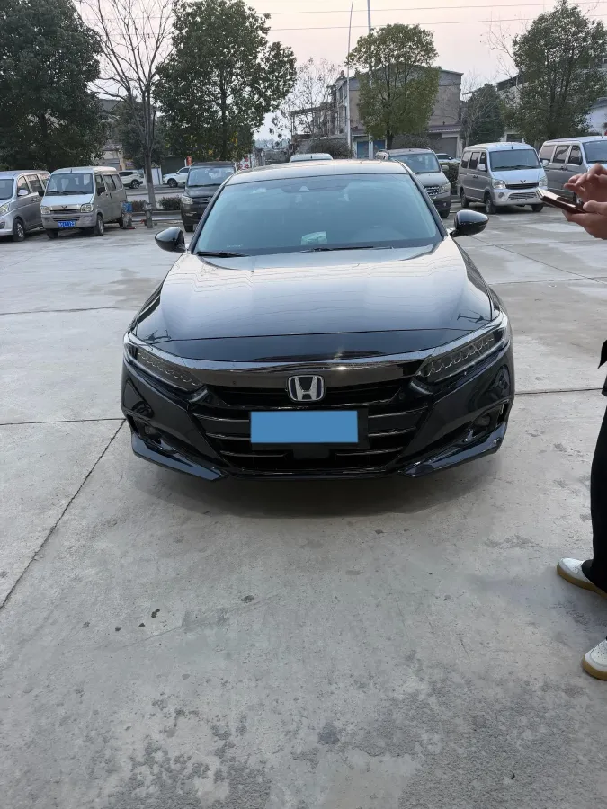 2022 Honda Accord 2.0L 146HP L4 E-CVT Hybrid,autocango,china used car exporter,china ev exporter,chinese used car exporter,chinese used ev exporter