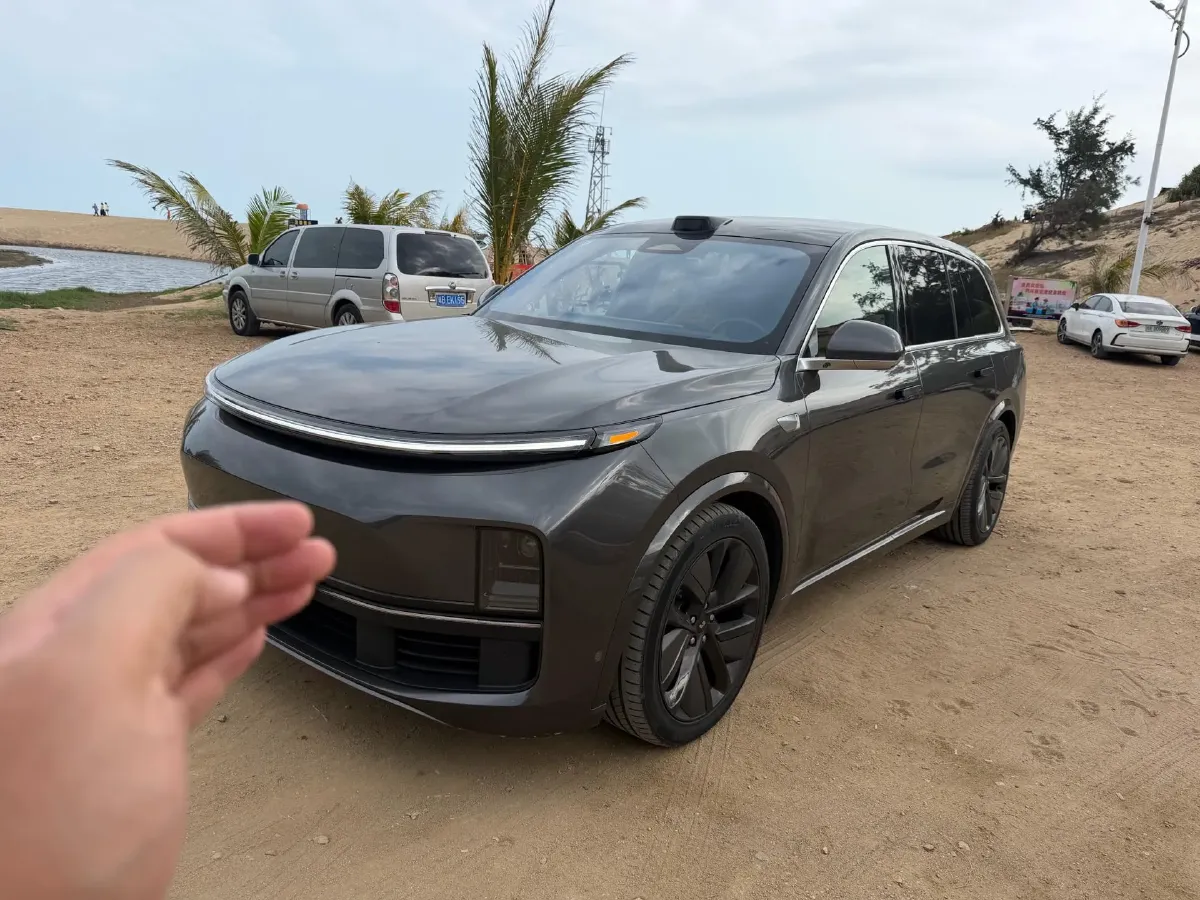 2022 Li L9 Range Extended 154HP REEV 42.6KWH,autocango,china used car exporter,china ev exporter,chinese used car exporter,chinese used ev exporter