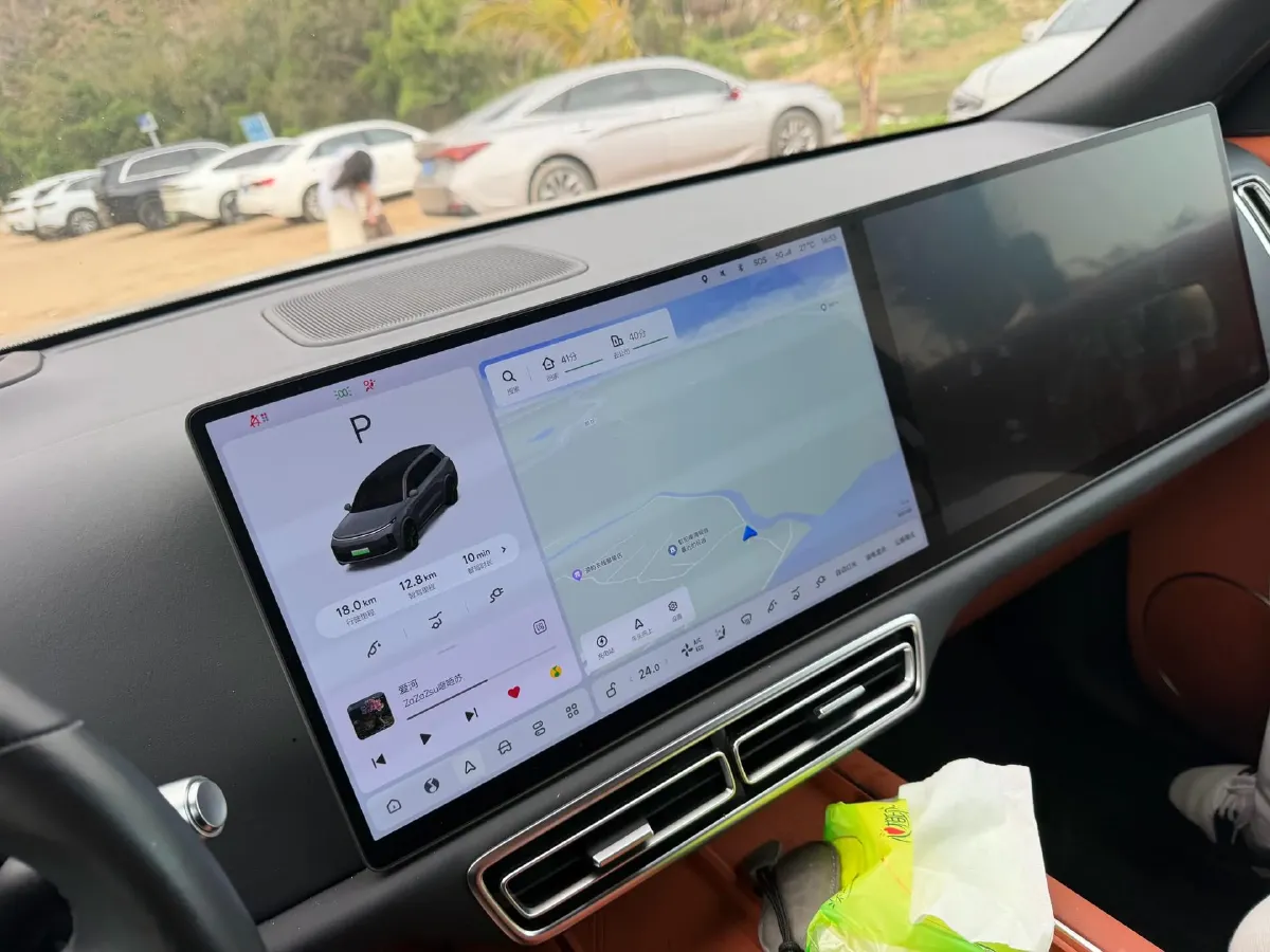 2022 Li L9 Range Extended 154HP REEV 42.6KWH,autocango,china used car exporter,china ev exporter,chinese used car exporter,chinese used ev exporter