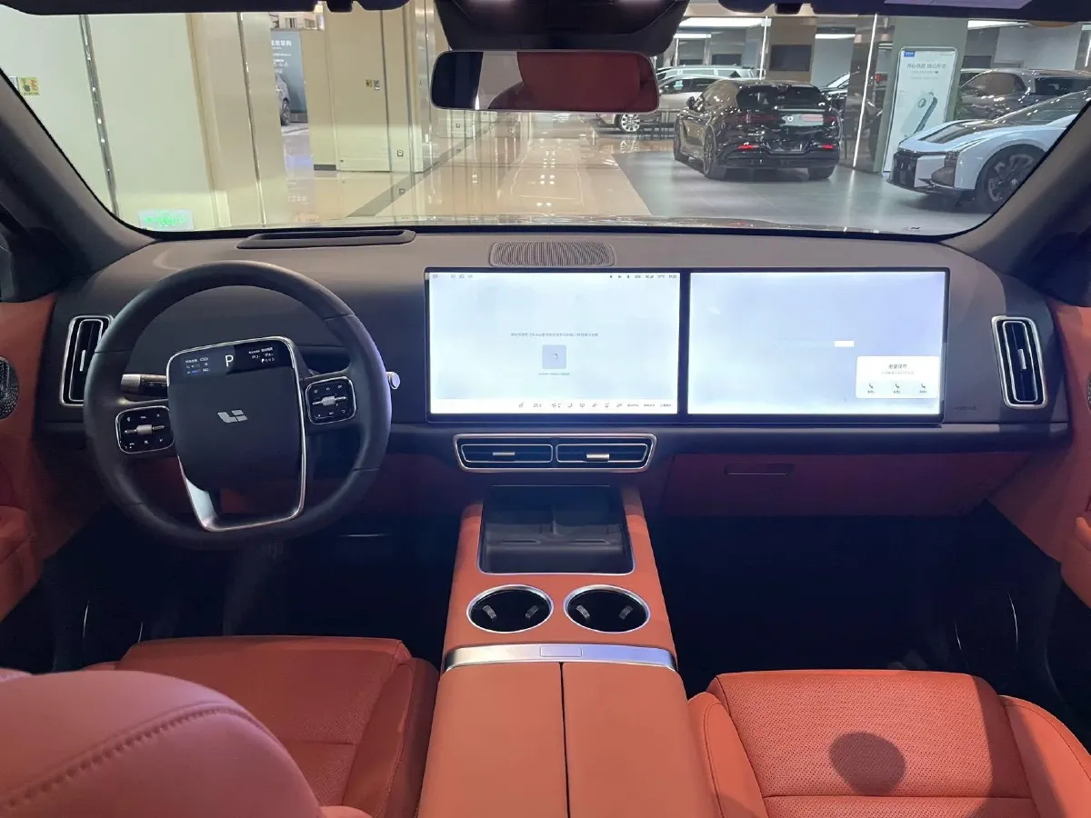 2025 Li L6 Range Extended 154HP L4 REEV,autocango,china used car exporter,china ev exporter,chinese used car exporter,chinese used ev exporter