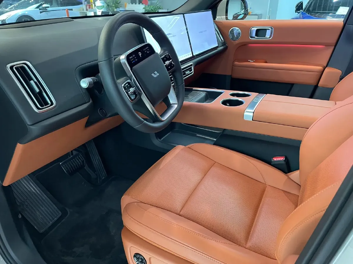 2025 Li L6 Range Extended 154HP L4 REEV,autocango,china used car exporter,china ev exporter,chinese used car exporter,chinese used ev exporter