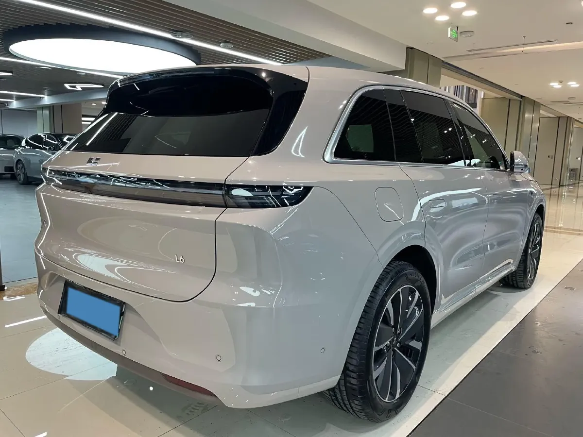 2025 Li L6 Range Extended 154HP L4 REEV,autocango,china used car exporter,china ev exporter,chinese used car exporter,chinese used ev exporter