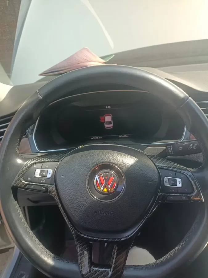 2017 Volkswagen Magotan 1.8T 180HP L4 7DCT,autocango,china used car exporter,china ev exporter,chinese used car exporter,chinese used ev exporter