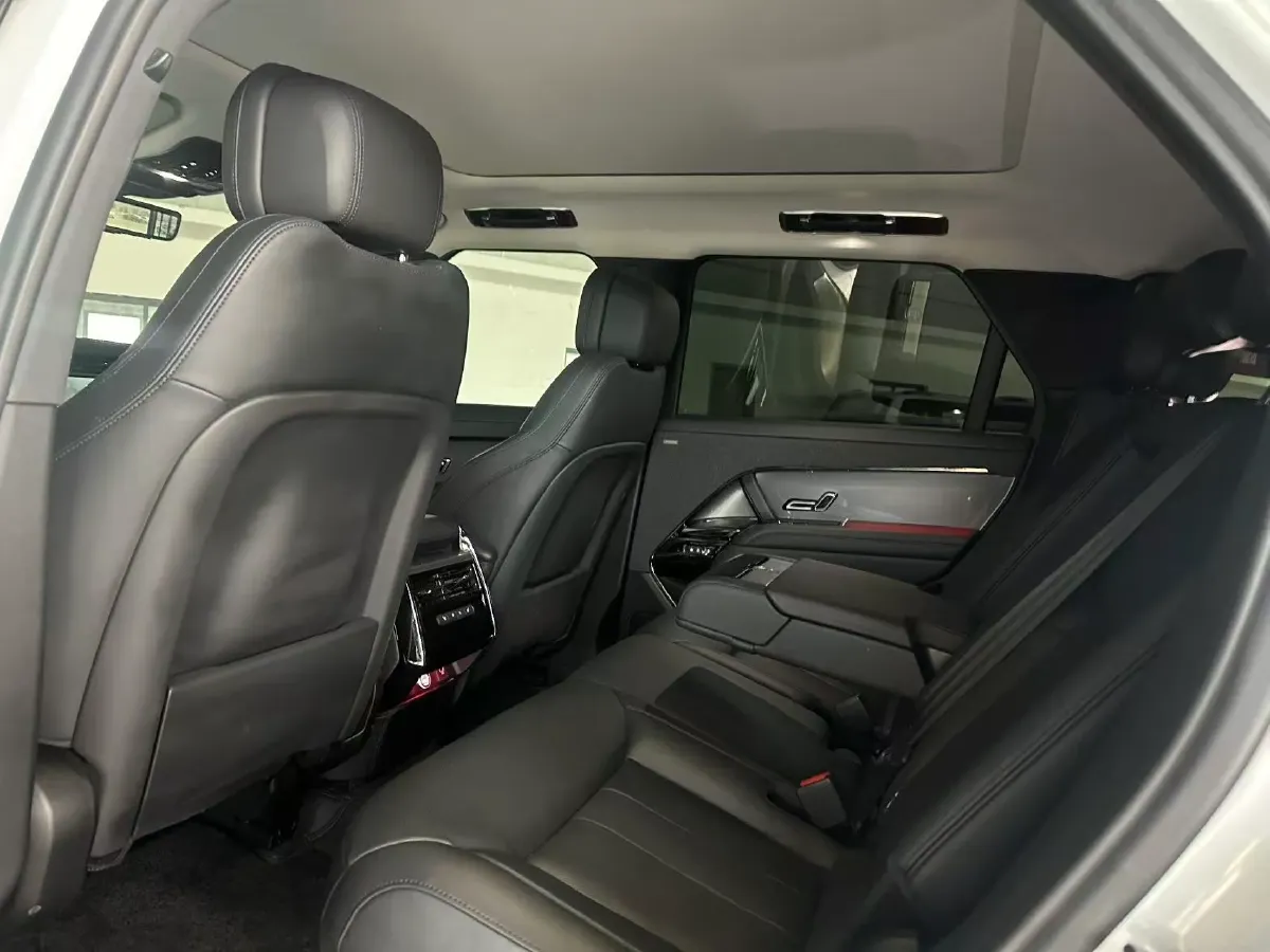 2024 Land Rover Range Rover Sport 3.0T 400HP L6 8AT,autocango,china used car exporter,china ev exporter,chinese used car exporter,chinese used ev exporter