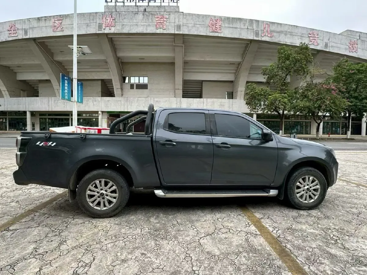 2023 Isuzu LingTuo 2.5T 150HP L4 8AT,autocango,china used car exporter,china ev exporter,chinese used car exporter,chinese used ev exporter