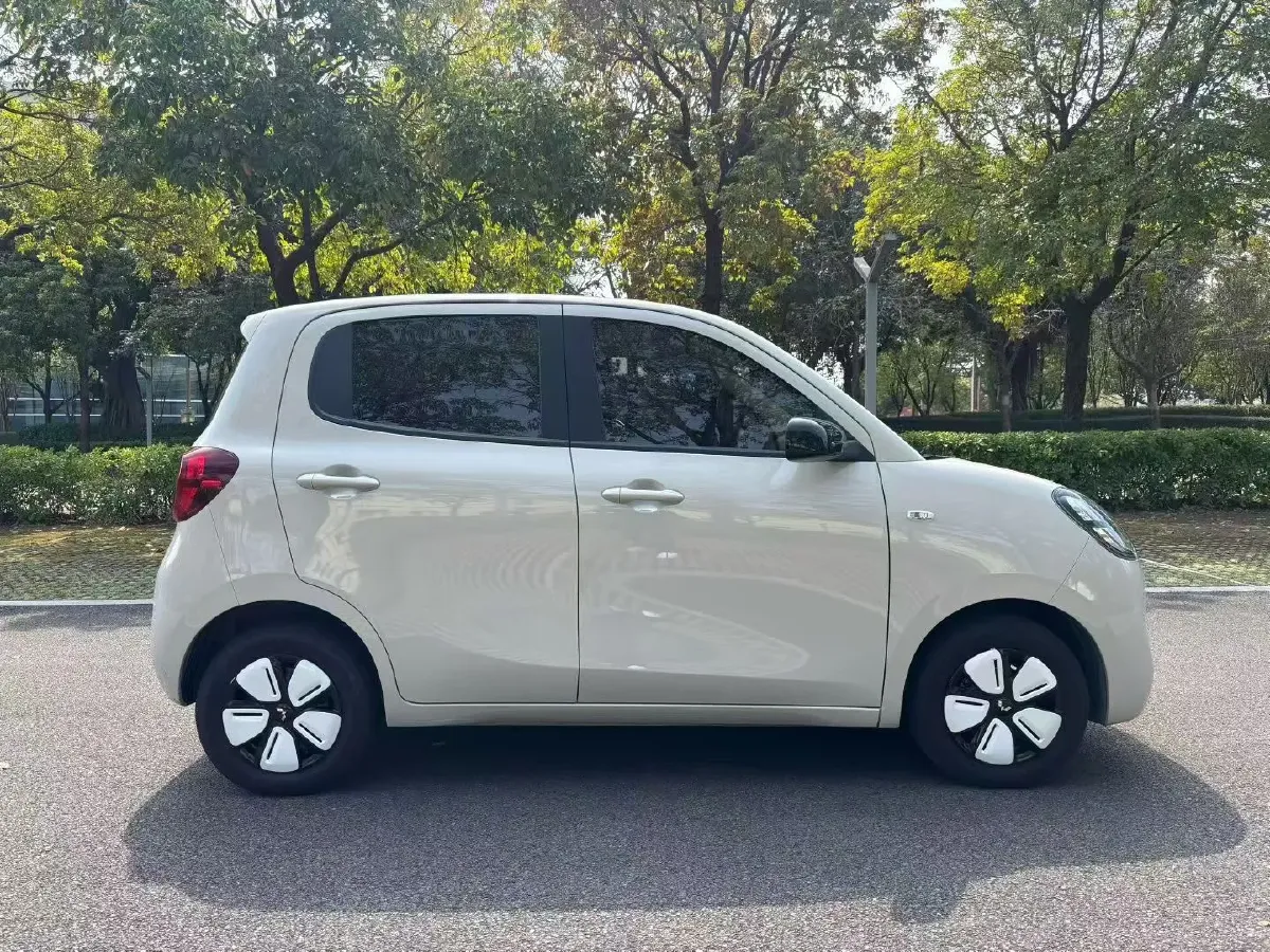 2025 WuLing HongGuang MINI EV BEV 16.2KWH,autocango,china used car exporter,china ev exporter,chinese used car exporter,chinese used ev exporter