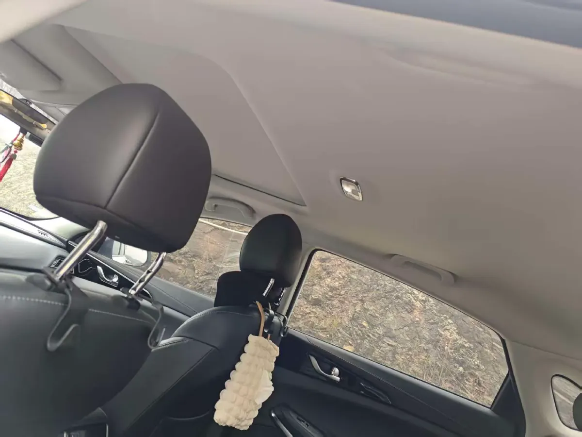 2022 ChangAn Raeton CC 1.5T 188HP L4 7DCT,autocango,china used car exporter,china ev exporter,chinese used car exporter,chinese used ev exporter