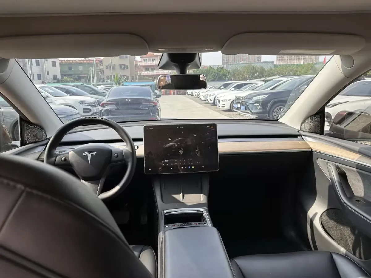 2022 Tesla Model Y BEV 60KWH,autocango,china used car exporter,china ev exporter,chinese used car exporter,chinese used ev exporter