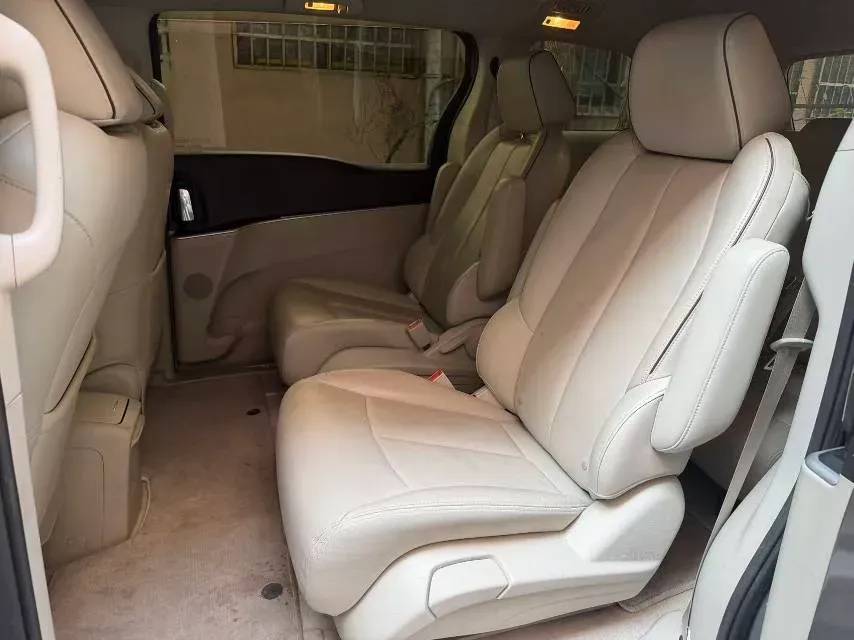 2020 Buick GL8 2.0T 237HP L4 9AT,autocango,china used car exporter,china ev exporter,chinese used car exporter,chinese used ev exporter