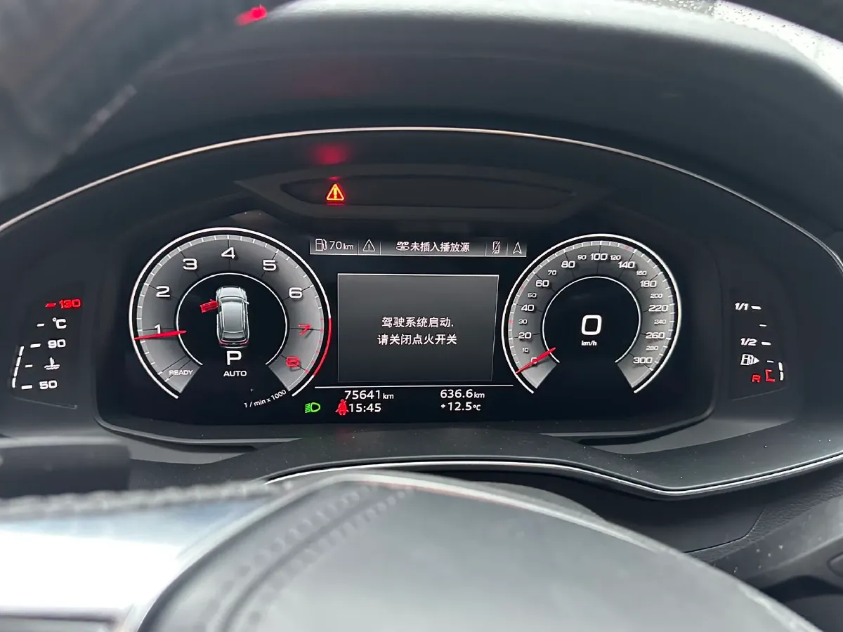 2022 Audi A6L 2.0T 190HP L4 7DCT,autocango,china used car exporter,china ev exporter,chinese used car exporter,chinese used ev exporter