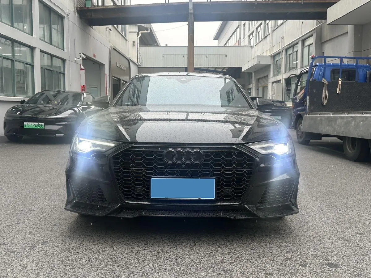 2022 Audi A6L 2.0T 190HP L4 7DCT,autocango,china used car exporter,china ev exporter,chinese used car exporter,chinese used ev exporter