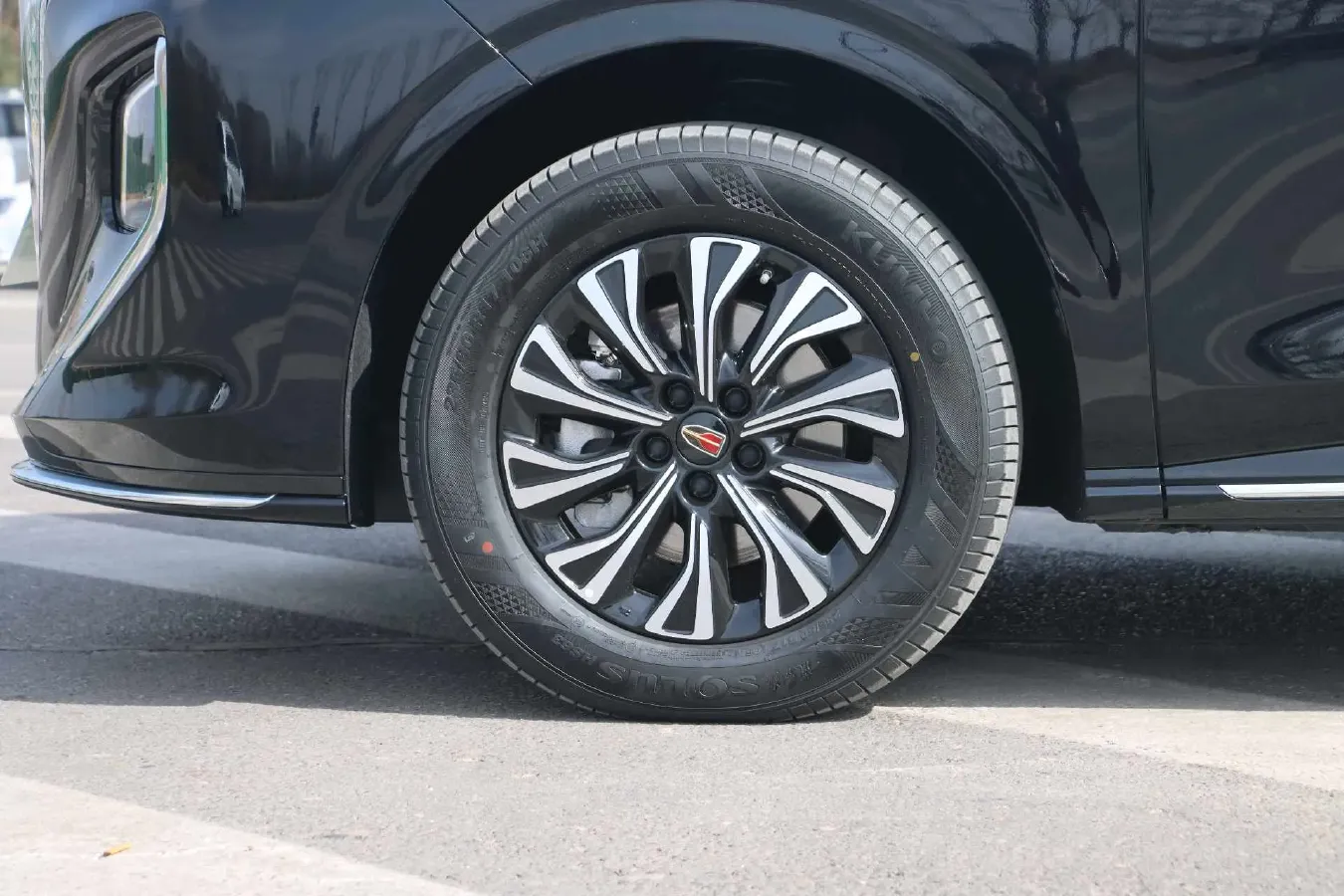 2024 HongQi HQ9 2.0T 163HP L4 1DHT PHEV 20.14KWH,autocango,china used car exporter,china ev exporter,chinese used car exporter,chinese used ev exporter