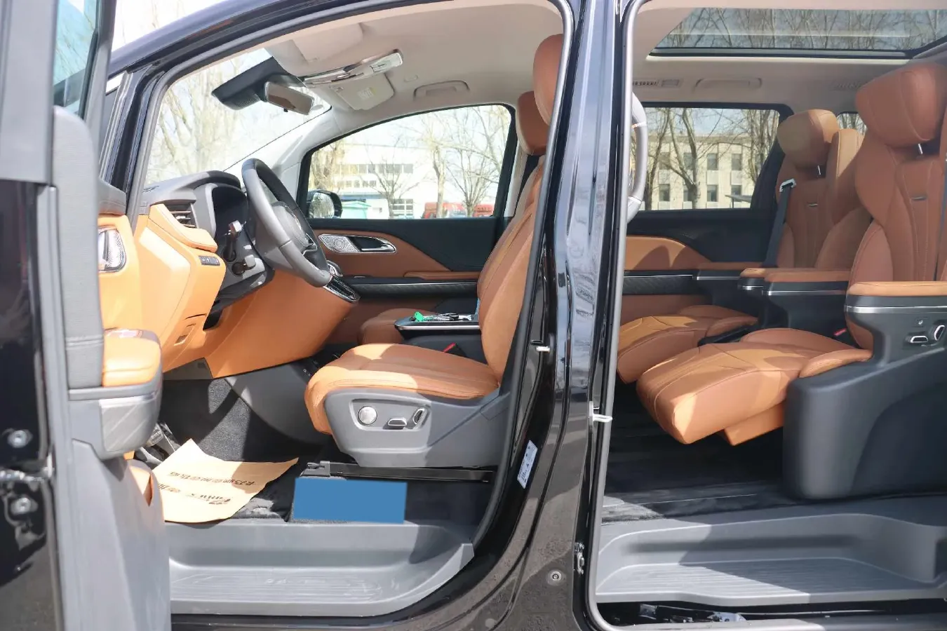 2024 HongQi HQ9 2.0T 163HP L4 1DHT PHEV 20.14KWH,autocango,china used car exporter,china ev exporter,chinese used car exporter,chinese used ev exporter