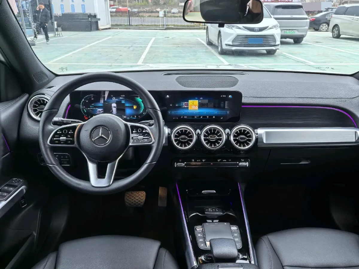 2022 Mercedes-Benz GLB Class 2.0T 190HP L4 8DCT,autocango,china used car exporter,china ev exporter,chinese used car exporter,chinese used ev exporter