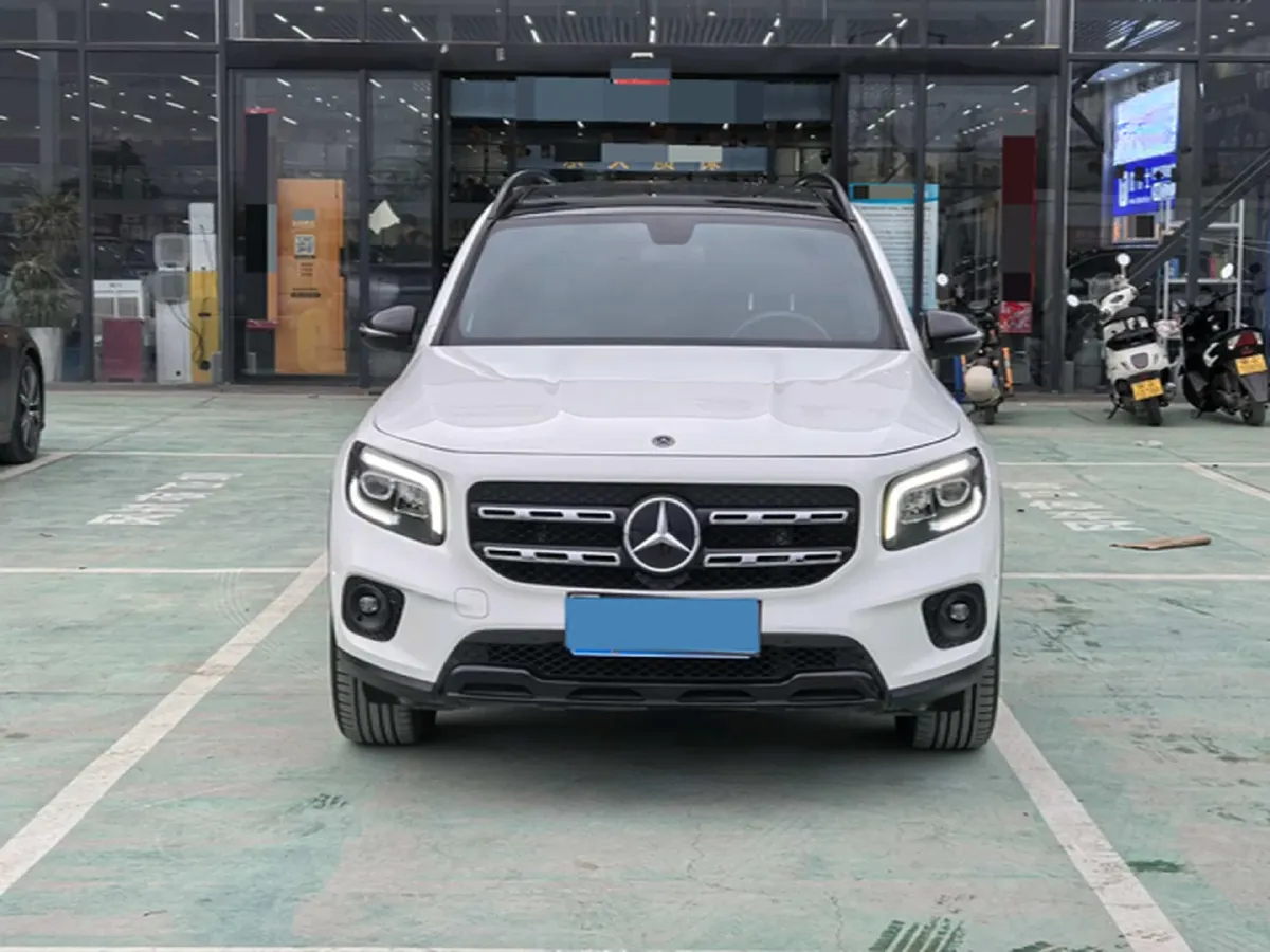2022 Mercedes-Benz GLB Class 2.0T 190HP L4 8DCT,autocango,china used car exporter,china ev exporter,chinese used car exporter,chinese used ev exporter