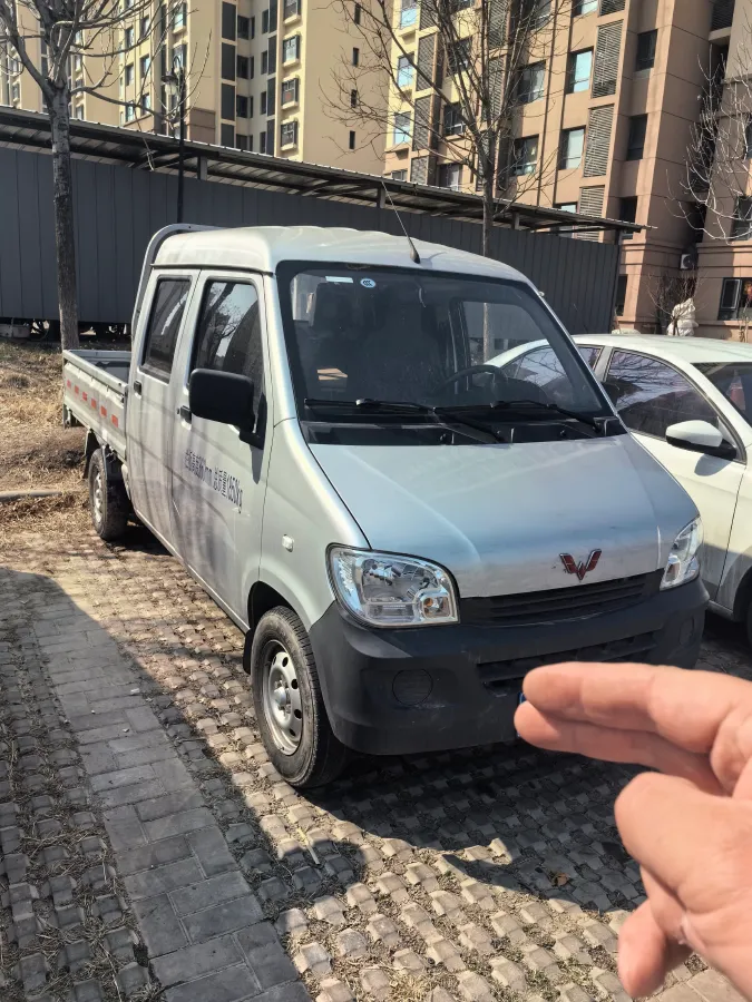 2023 WuLing ZhiGuang Mini Truck 1.5L 102HP L4 5MT,autocango,china used car exporter,china ev exporter,chinese used car exporter,chinese used ev exporter