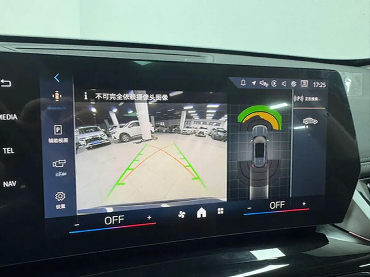 2024 BMW X1 1.5T 156HP L3 7DCT,autocango,china used car exporter,china ev exporter,chinese used car exporter,chinese used ev exporter