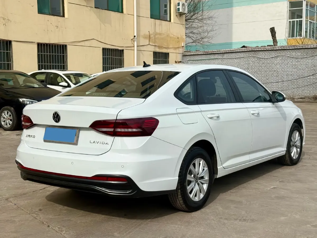 2023 Volkswagen Lavida 1.5L 113HP L4 6AT,autocango,china used car exporter,china ev exporter,chinese used car exporter,chinese used ev exporter