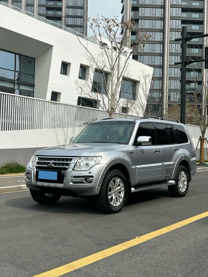 2017 Honda Jade 1.8L 141HP L4 5AT,autocango,china used car exporter,china ev exporter,chinese used car exporter,chinese used ev exporter