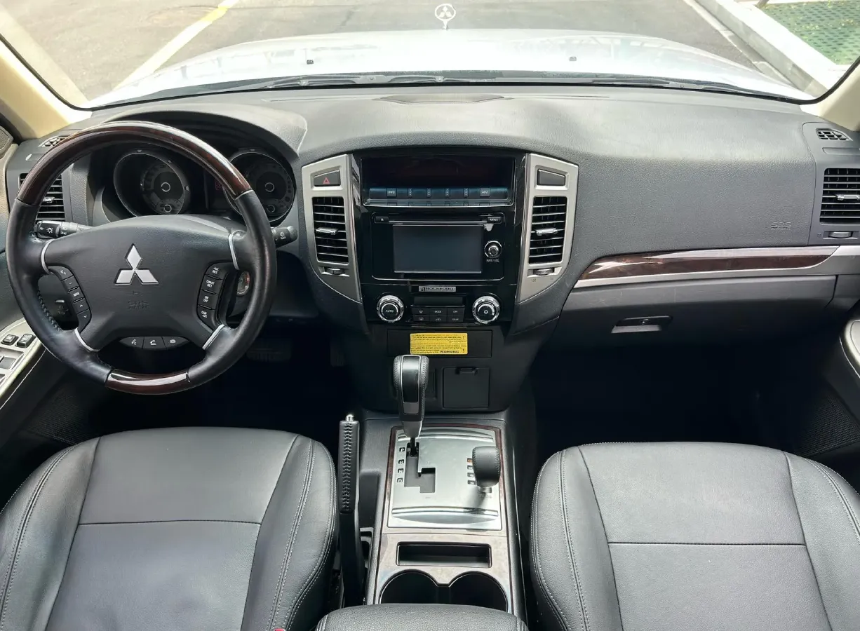 2017 Honda Jade 1.8L 141HP L4 5AT,autocango,china used car exporter,china ev exporter,chinese used car exporter,chinese used ev exporter