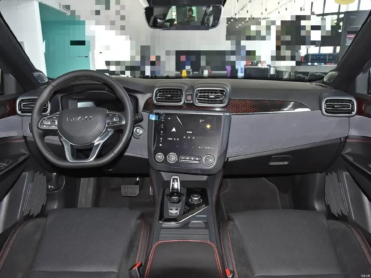 2019 Qoros 5 1.6T 197HP L4 7DCT,autocango,china used car exporter,china ev exporter,chinese used car exporter,chinese used ev exporter