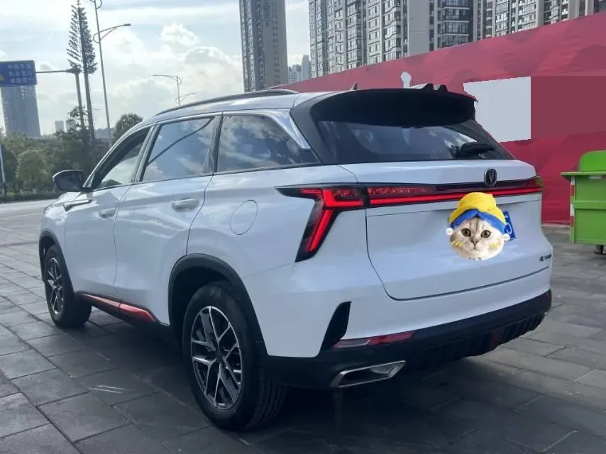2022 ChangAn CS75 Plus 1.5T 188HP L4 8AT,autocango,china used car exporter,china ev exporter,chinese used car exporter,chinese used ev exporter