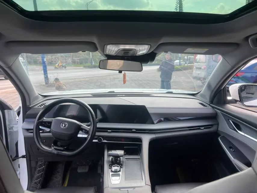 2022 ChangAn CS75 Plus 1.5T 188HP L4 8AT,autocango,china used car exporter,china ev exporter,chinese used car exporter,chinese used ev exporter