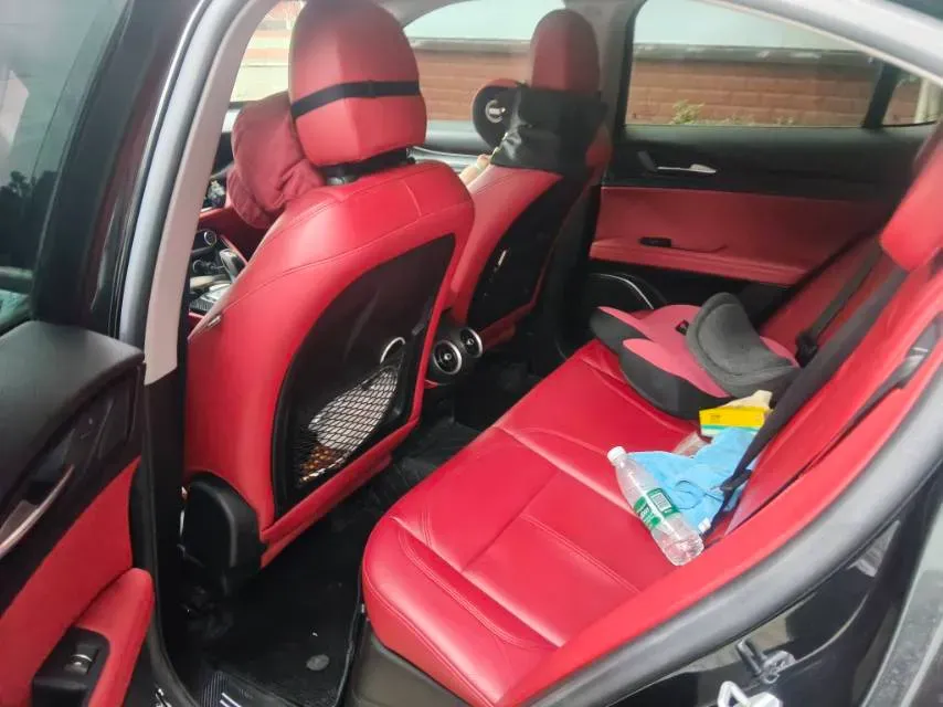 2017 Jaguar XE 2.0T 240HP L4 8AT,autocango,china used car exporter,china ev exporter,chinese used car exporter,chinese used ev exporter