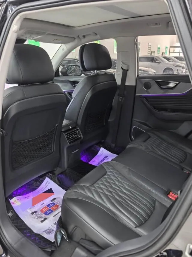 2023 HongQi HS5 2.0T 252HP L4 8AT,autocango,china used car exporter,china ev exporter,chinese used car exporter,chinese used ev exporter