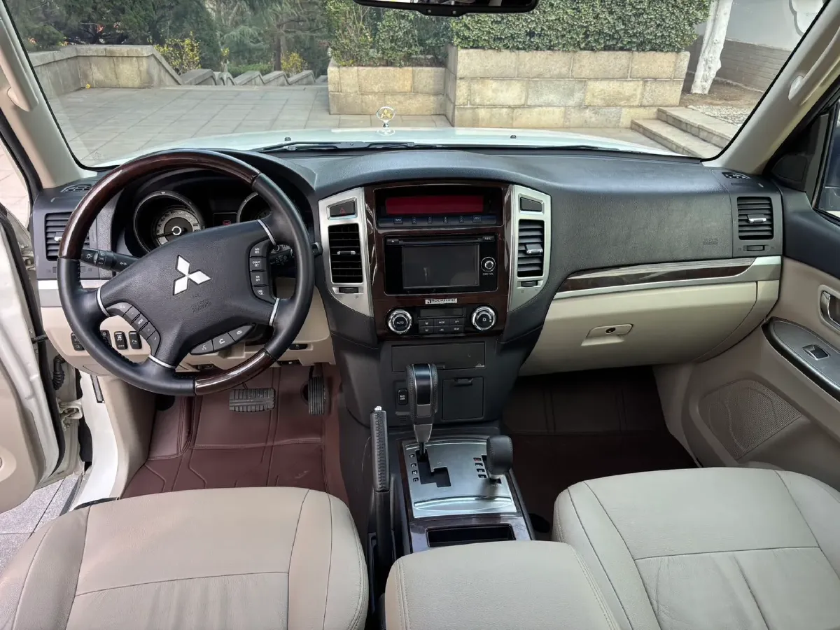 2017 Beijing BJ80 2.3T 250HP L4 6AT,autocango,china used car exporter,china ev exporter,chinese used car exporter,chinese used ev exporter