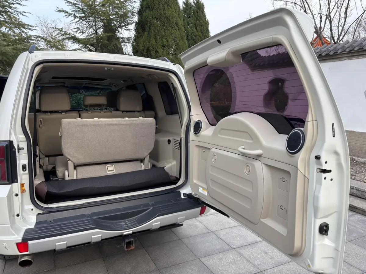 2017 Beijing BJ80 2.3T 250HP L4 6AT,autocango,china used car exporter,china ev exporter,chinese used car exporter,chinese used ev exporter