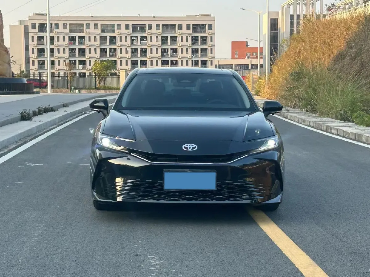 2024 Toyota Camry 2.0L 173HP L4 CVT,autocango,china used car exporter,china ev exporter,chinese used car exporter,chinese used ev exporter