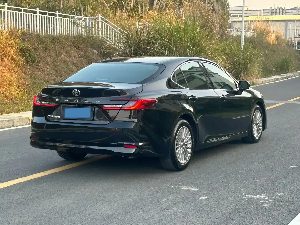 2024 Toyota Camry 2.0L 173HP L4 CVT,autocango,china used car exporter,china ev exporter,chinese used car exporter,chinese used ev exporter