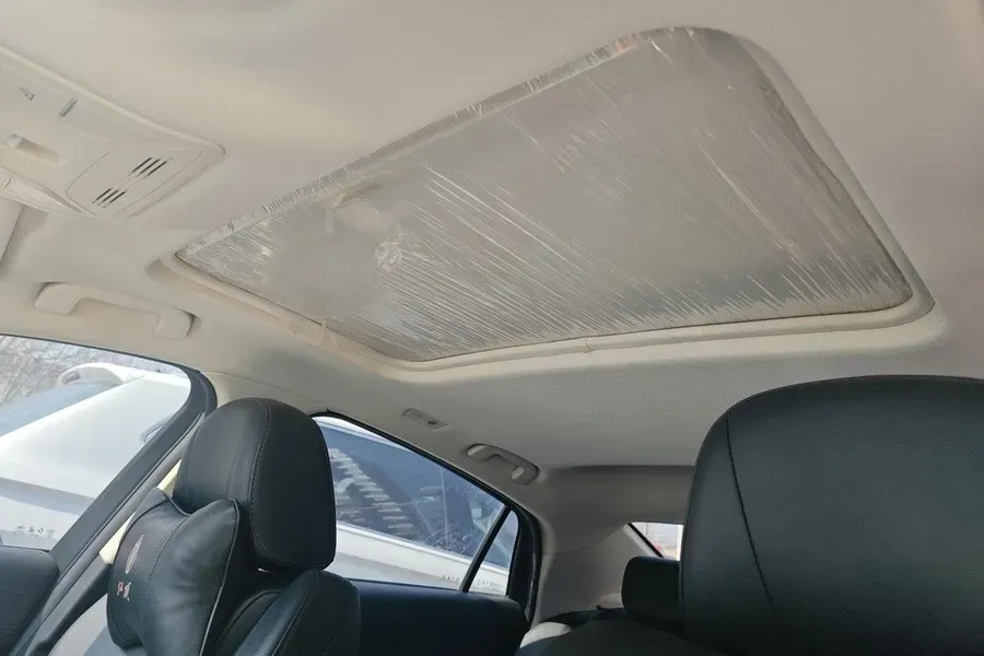 2022 HongQi H5 1.8T 197HP L4 6AT,autocango,china used car exporter,china ev exporter,chinese used car exporter,chinese used ev exporter