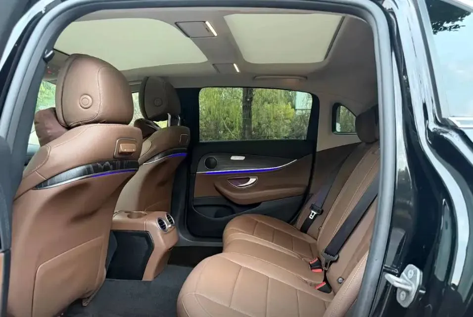 2020 Mercedes-Benz E Class 2.0T 258HP L4 9AT,autocango,china used car exporter,china ev exporter,chinese used car exporter,chinese used ev exporter