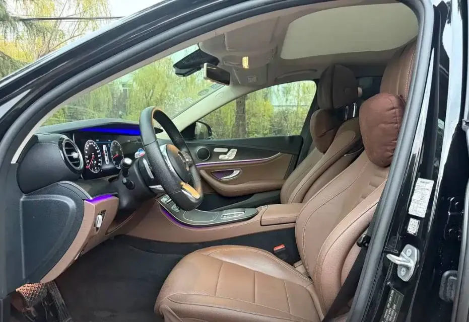 2020 Mercedes-Benz E Class 2.0T 258HP L4 9AT,autocango,china used car exporter,china ev exporter,chinese used car exporter,chinese used ev exporter