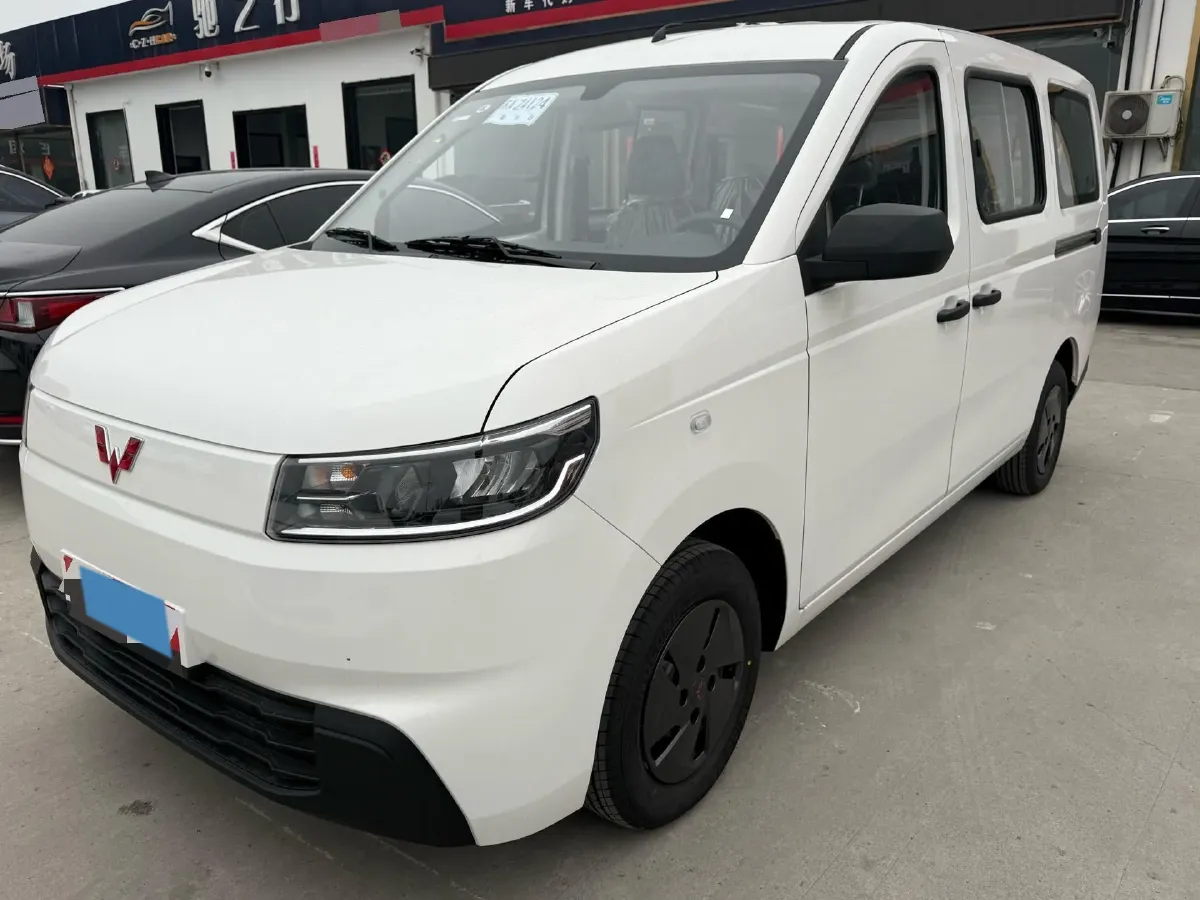 2023 WuLing RongGuang EV BEV 31.9KWH,autocango,china used car exporter,china ev exporter,chinese used car exporter,chinese used ev exporter