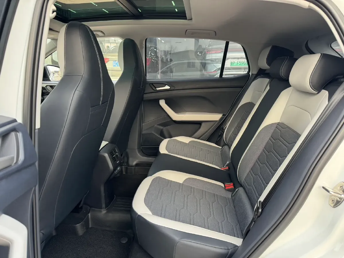 2025 Volkswagen Tharu 1.5L 110HP L4 6AT,autocango,china used car exporter,china ev exporter,chinese used car exporter,chinese used ev exporter