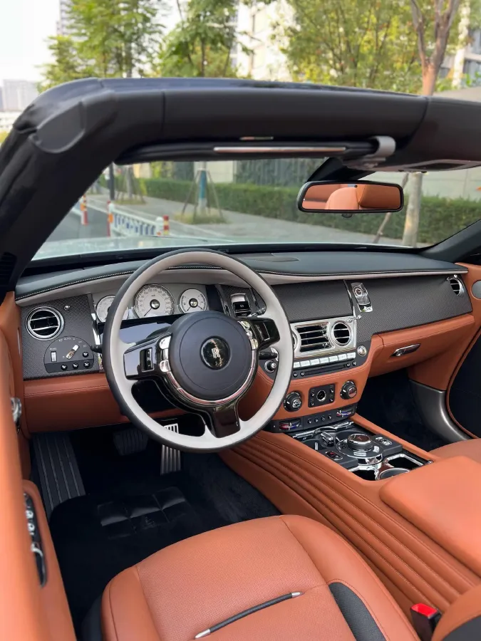 2018 Rolls-Royce Dawn 6.6T 571HP V12 8AT,autocango,china used car exporter,china ev exporter,chinese used car exporter,chinese used ev exporter