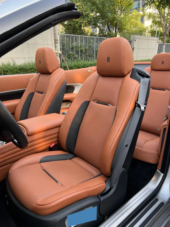 2018 Rolls-Royce Dawn 6.6T 571HP V12 8AT,autocango,china used car exporter,china ev exporter,chinese used car exporter,chinese used ev exporter