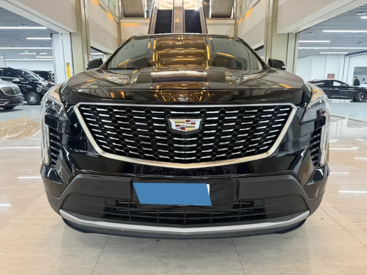 2022 Cadillac XT4 2.0T 237HP L4 9AT,autocango,china used car exporter,china ev exporter,chinese used car exporter,chinese used ev exporter