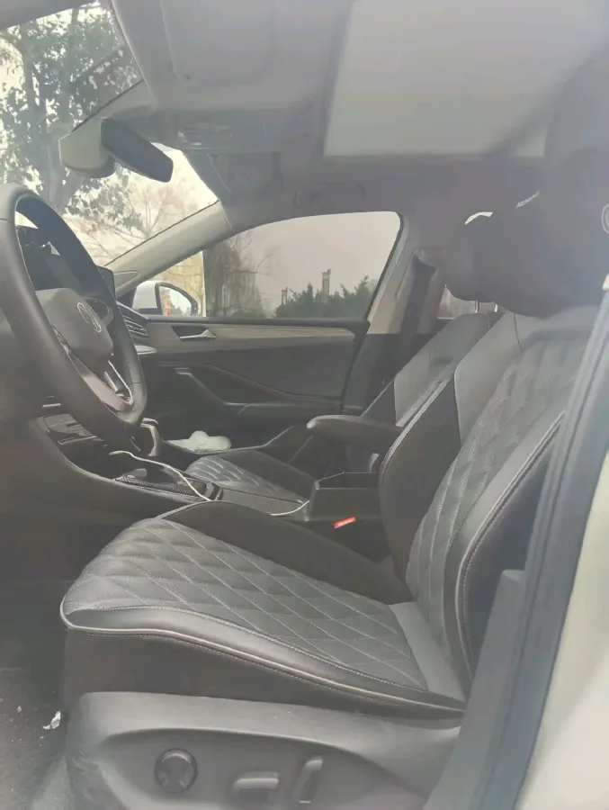 2023 Volkswagen Sagitar 1.5T 160HP L4 7DCT,autocango,china used car exporter,china ev exporter,chinese used car exporter,chinese used ev exporter