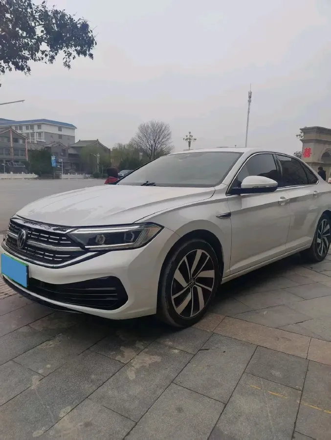 2023 Volkswagen Sagitar 1.5T 160HP L4 7DCT,autocango,china used car exporter,china ev exporter,chinese used car exporter,chinese used ev exporter